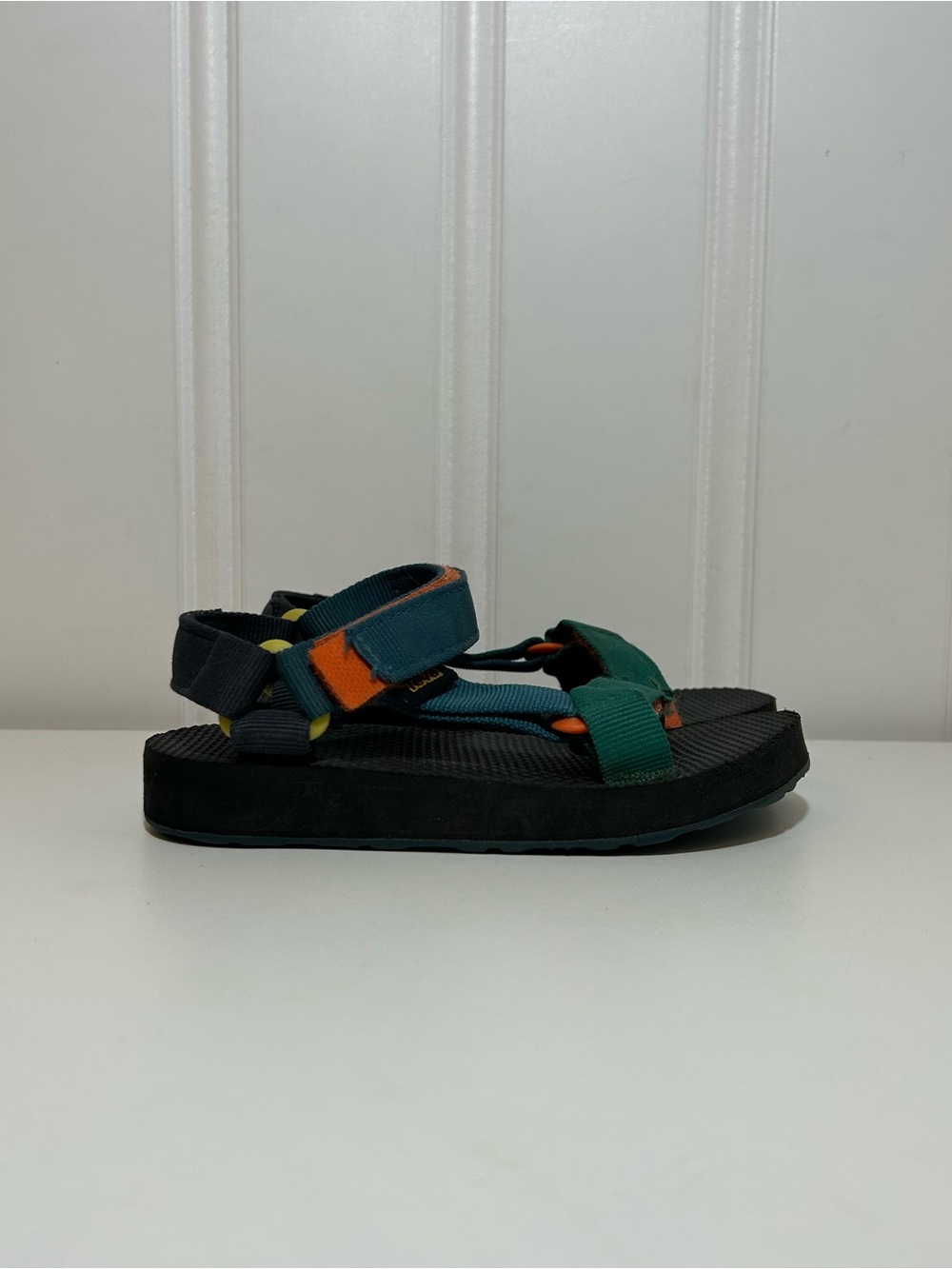 Teva original universal Kids Teal & Black Adventure Sandals